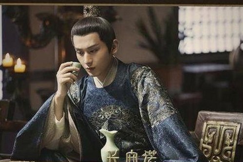 探索人物动态：妺妺用🐻夹我的🍌网站91的精彩故事与最新动态