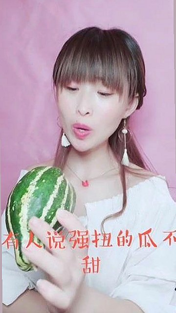 小🐔🐔伸进🈲18网站官方版：探索最新影视资源变化与反差