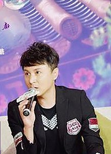 揭秘十大黄色软件：背后人物动向及影响分析