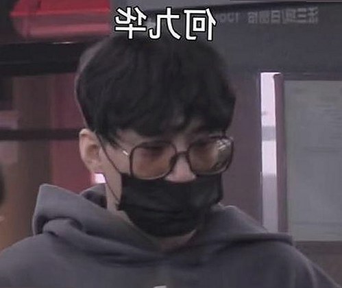 探索《91香蕉免费版下载》新动态：爱液视频官方版引领潮流