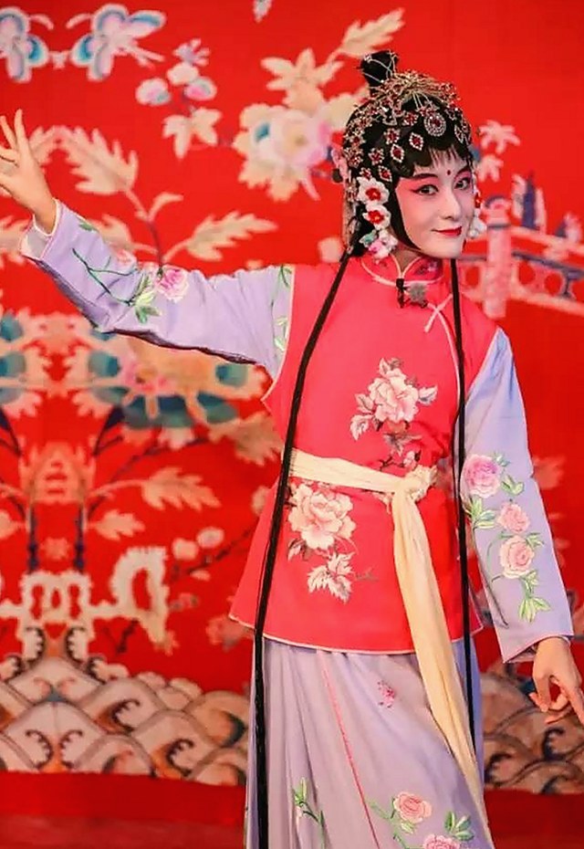 探索丫丫影院免费高清电视剧观看免费版：多元内容与便捷体验的结合